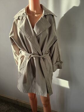 Vintage Trench Coat Larry Levine Tan Sand Double Breasted Belted Small EUC